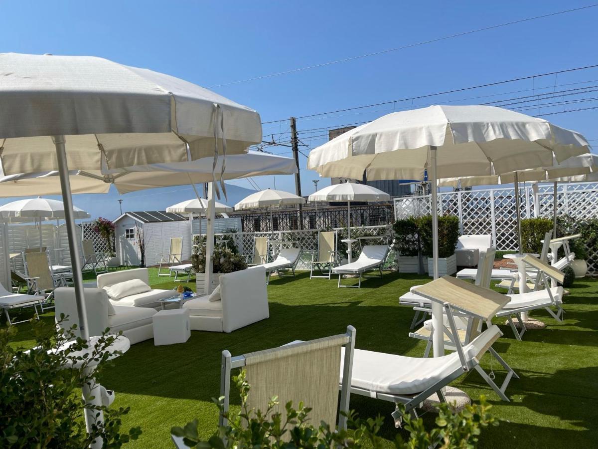 Tribus Boutique Hotel ตอร์เร อันนุนซิอาตา ภายนอก รูปภาพ