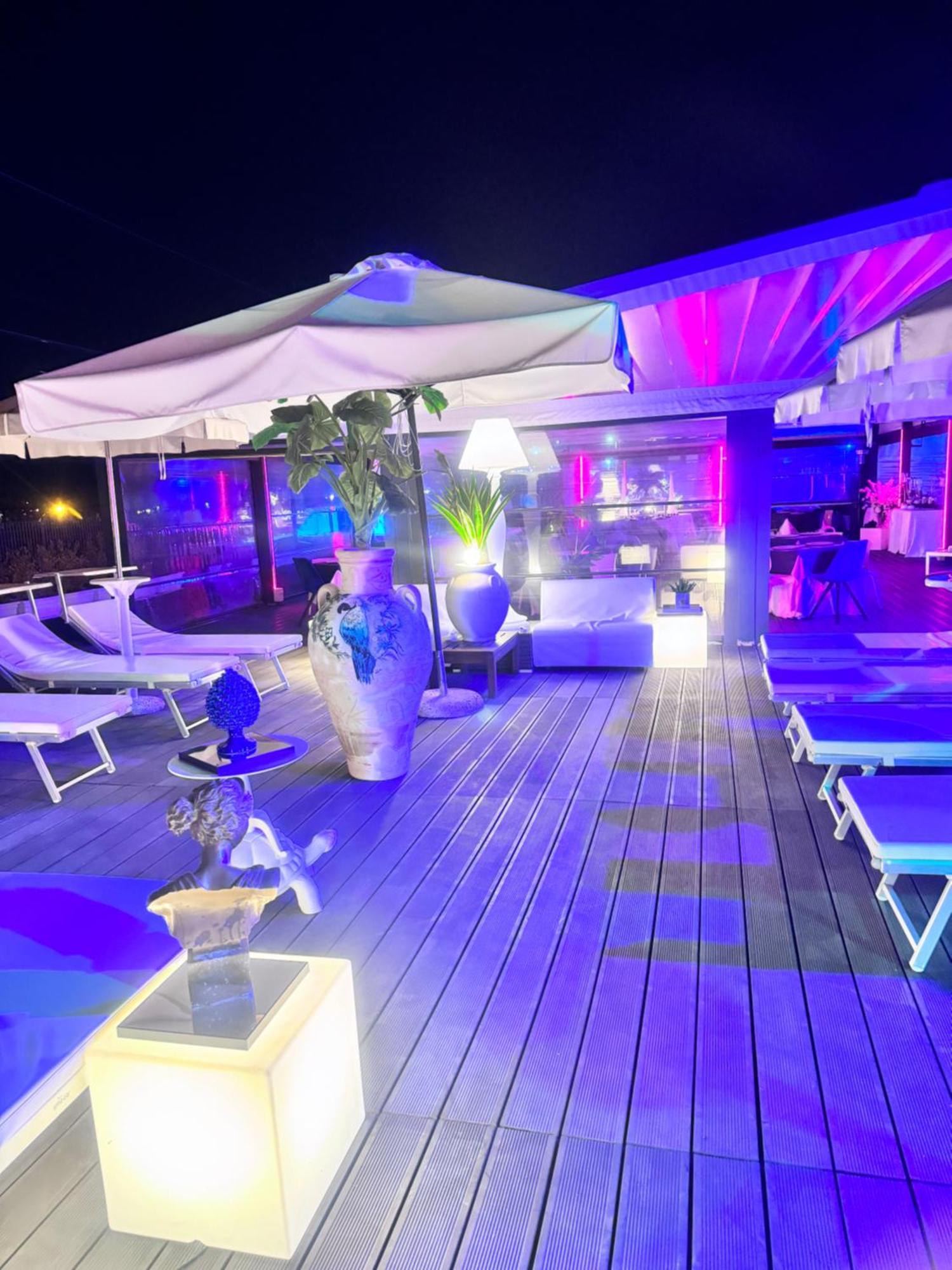 Tribus Boutique Hotel ตอร์เร อันนุนซิอาตา ภายนอก รูปภาพ